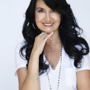 Meet your Posher, Angelique